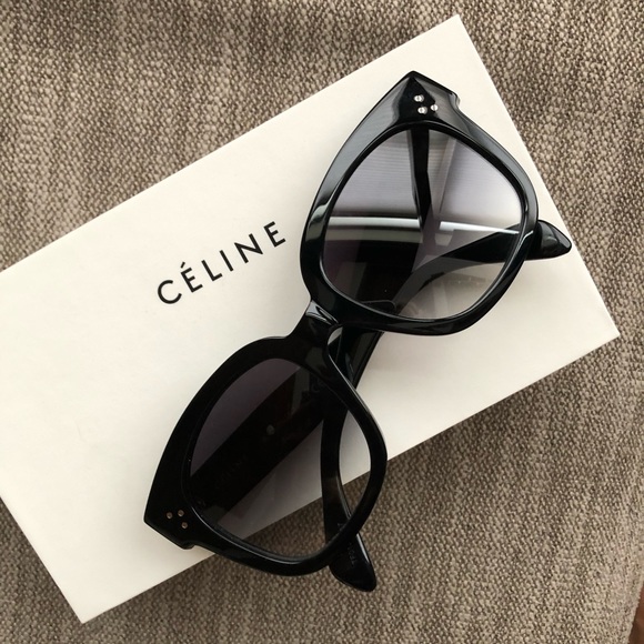 Celine Accessories - NEW Céline Sunglasses CL40002U